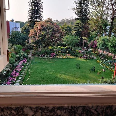 Private Room With A View เดห์ราดุน ภายนอก รูปภาพ